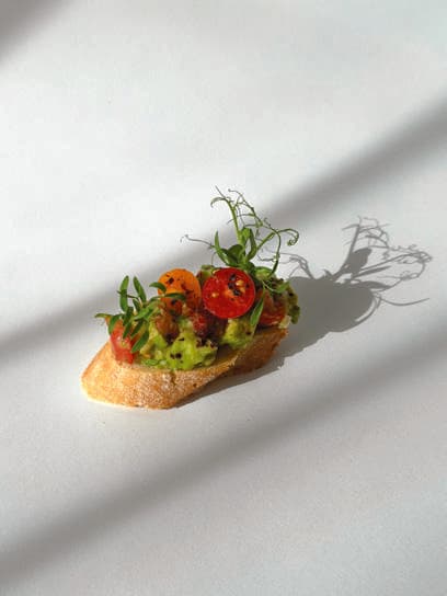 Avocado ceviche baguette canapé for a yacht welcome.